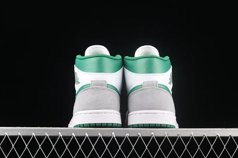 All categories Air Jordan Jordan series basketball shoes Air Jordan 1 Mid G version pure original Air Jordan 1 Mid AJ1 Joe 1 white gray green mid-top basketball shoes DC7294-103